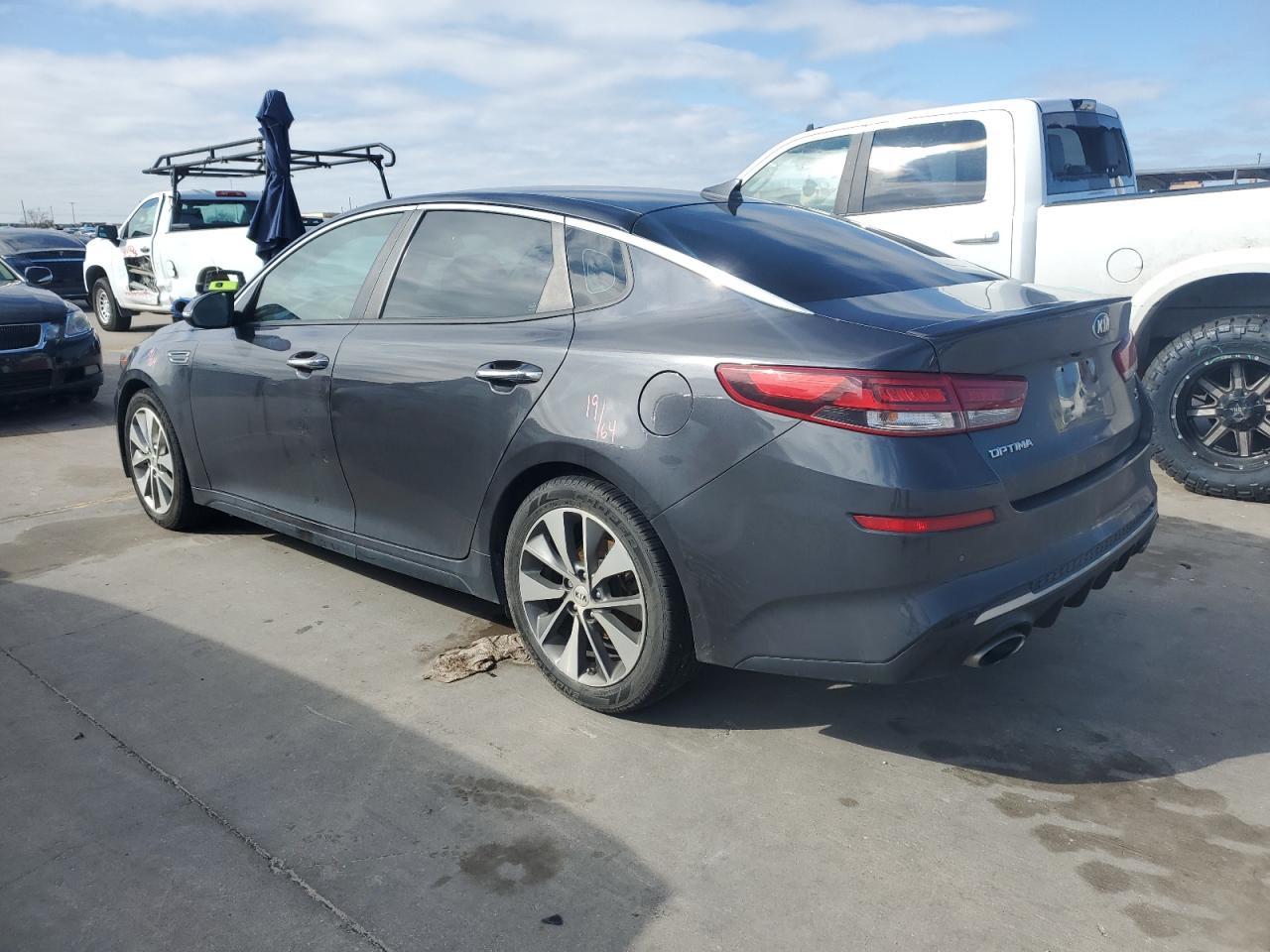 2019 KIA OPTIMA LX - Фото 2