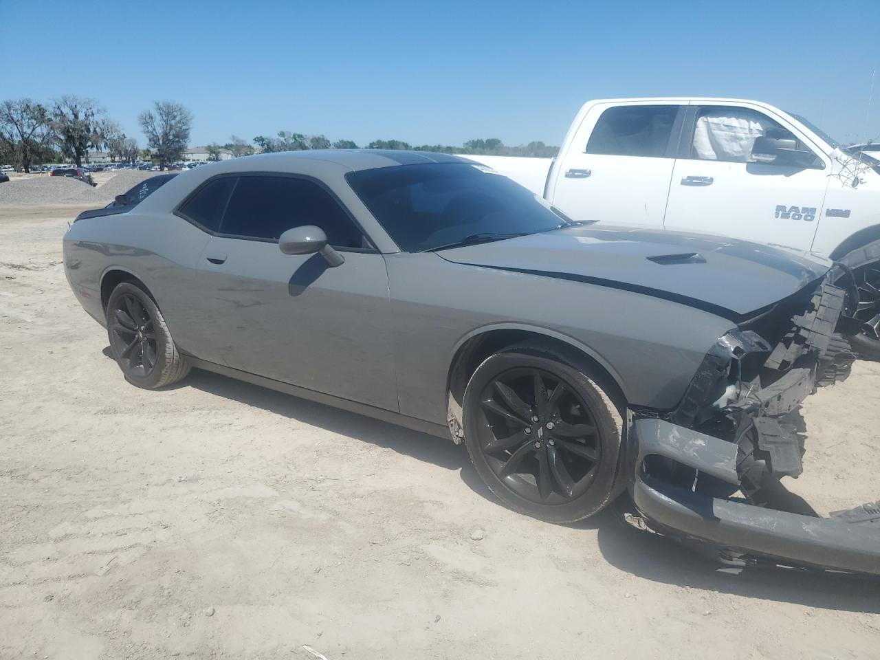 2017 DODGE CHALLENGER - Image 4