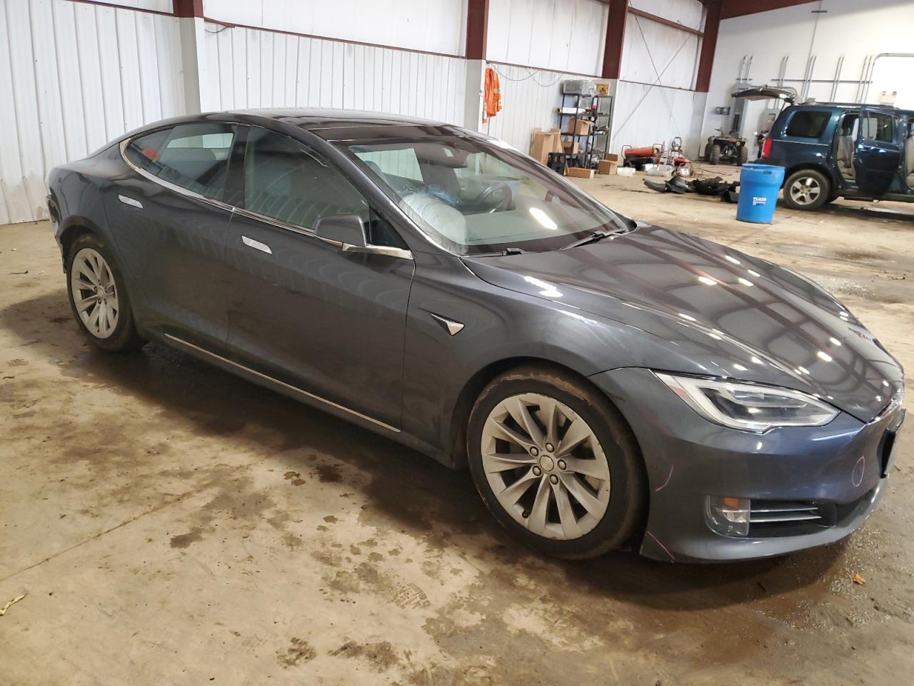 2017 TESLA MODEL S - Image 4