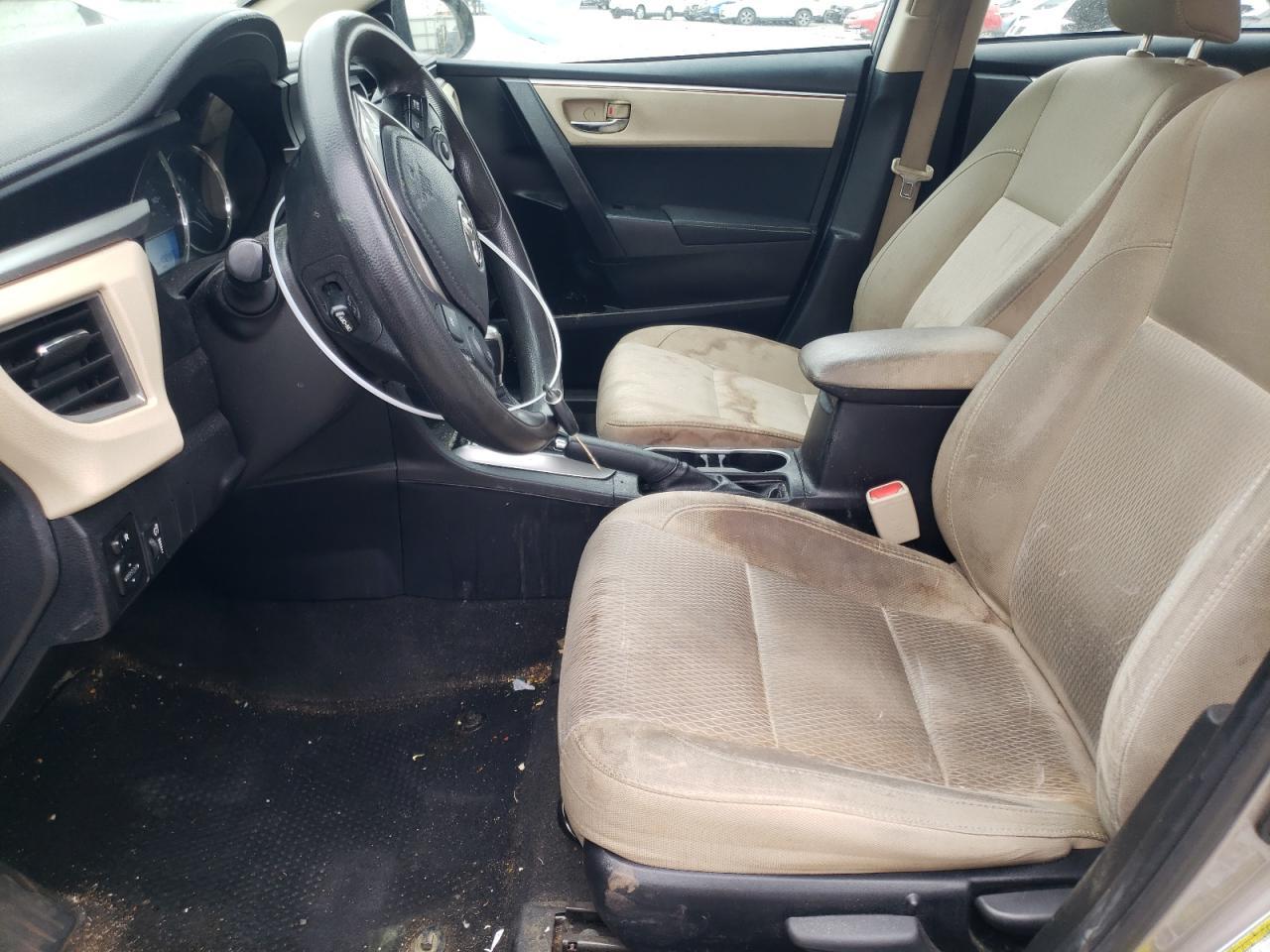 2015 TOYOTA COROLLA L - Фото 7