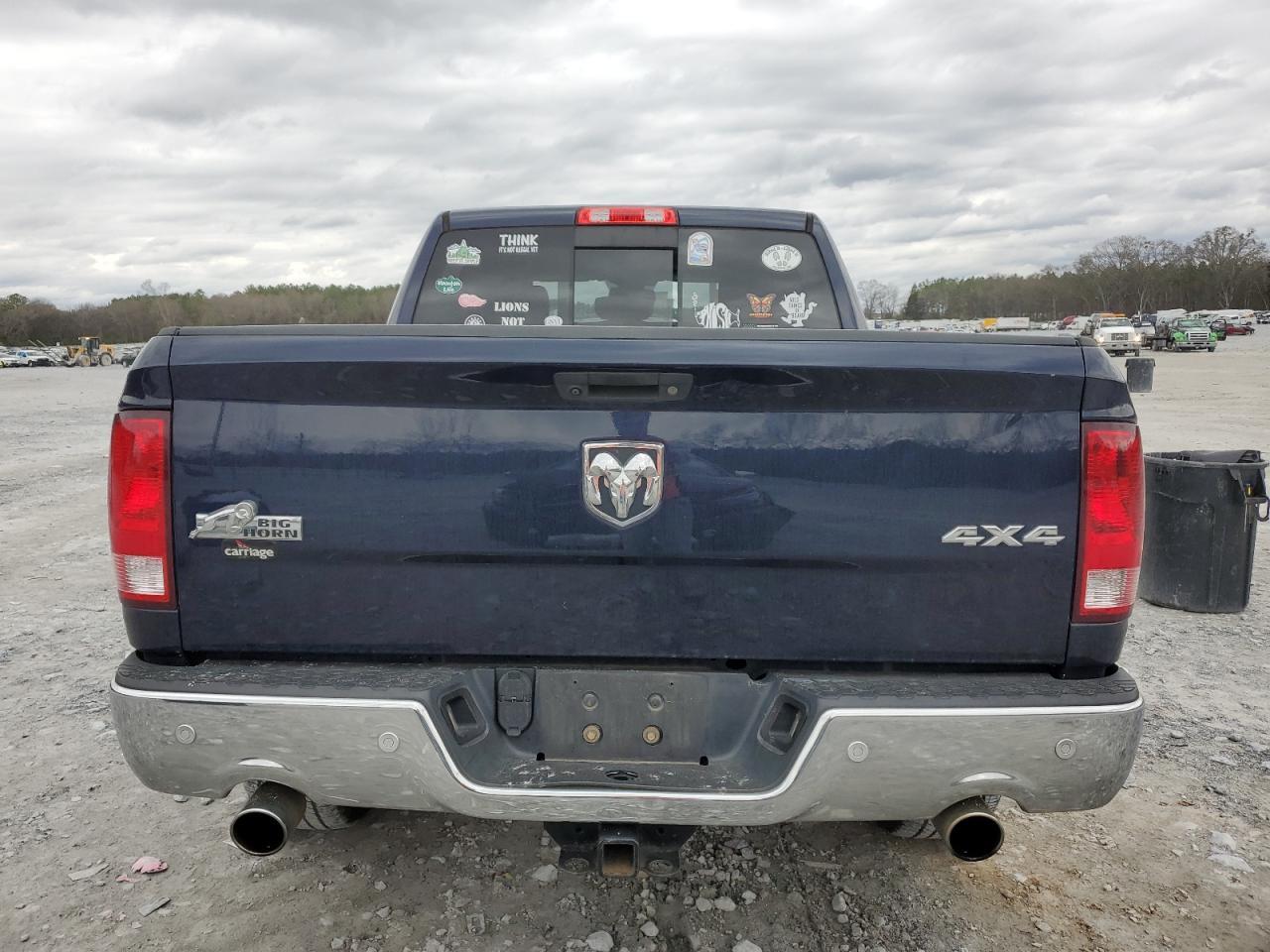 2017 RAM 1500 SLT - Image 6