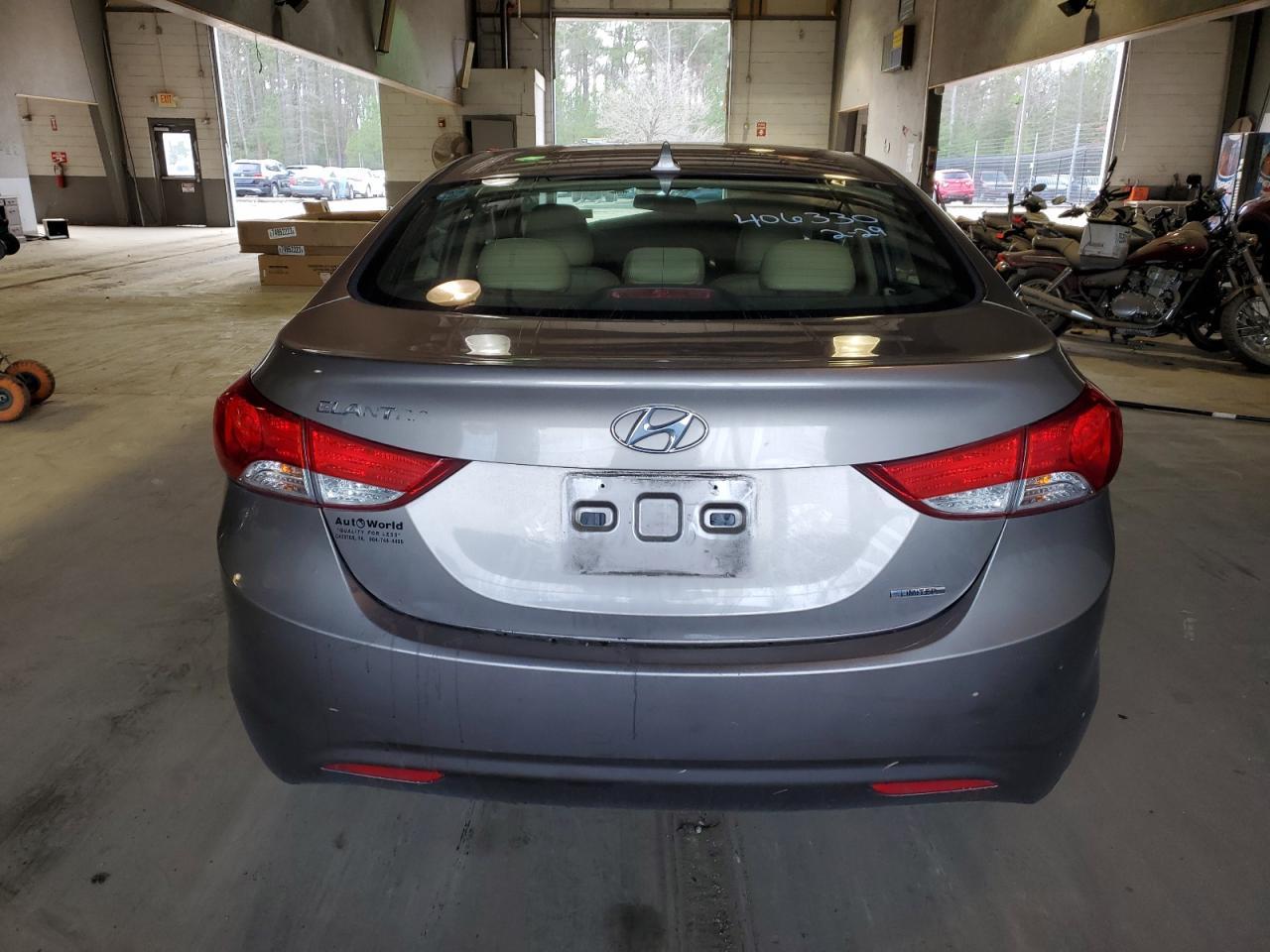 2011 HYUNDAI ELANTRA GL - Image 6