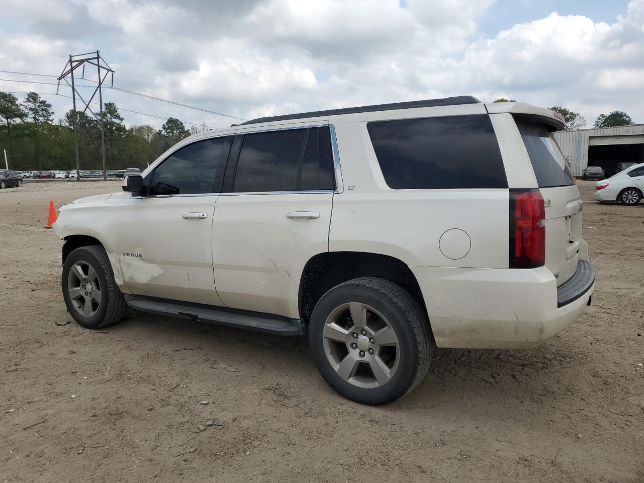2015 CHEVROLET TAHOE C150 - Фото 2