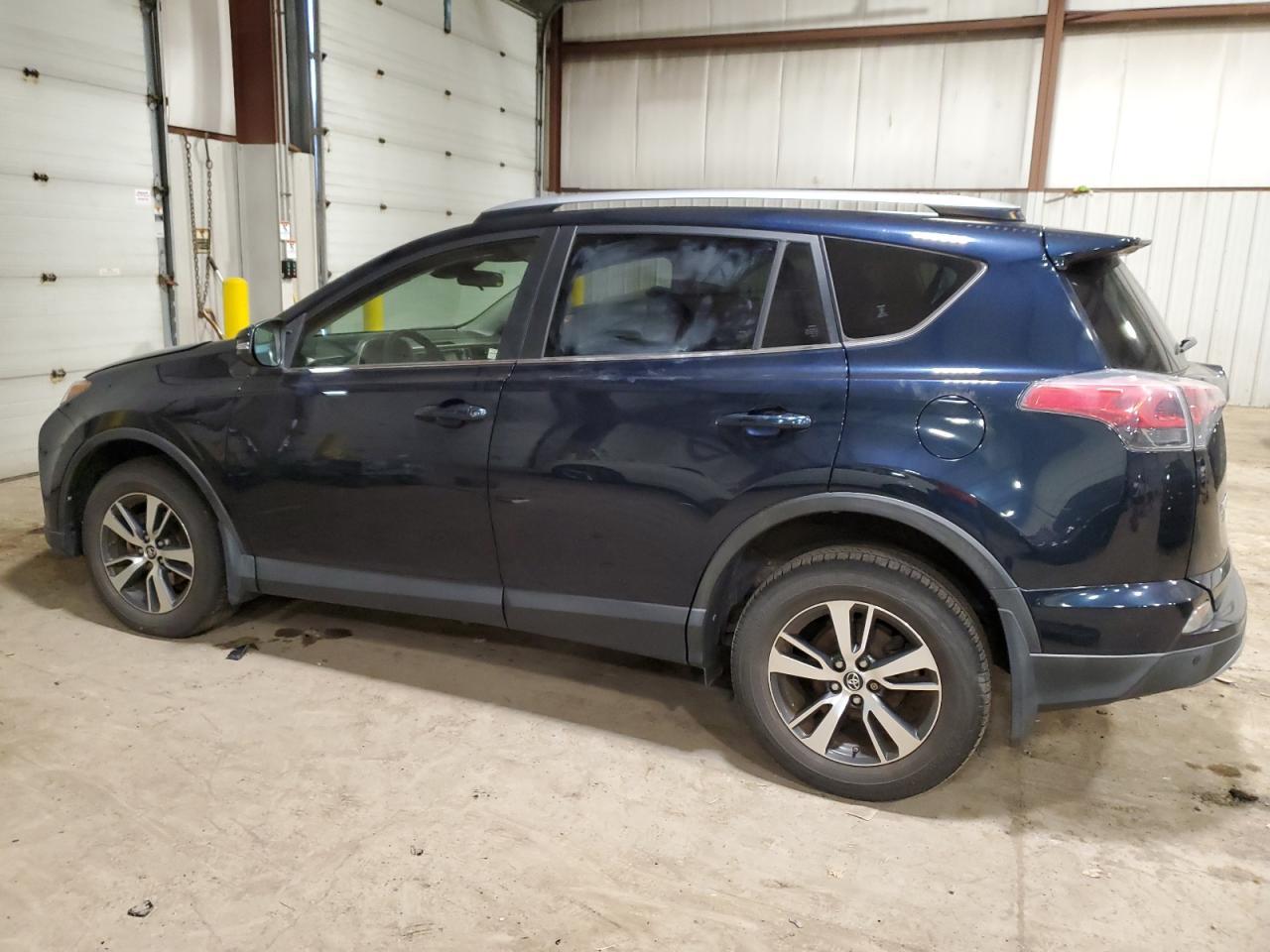 2017 TOYOTA RAV4 XLE - Image 2