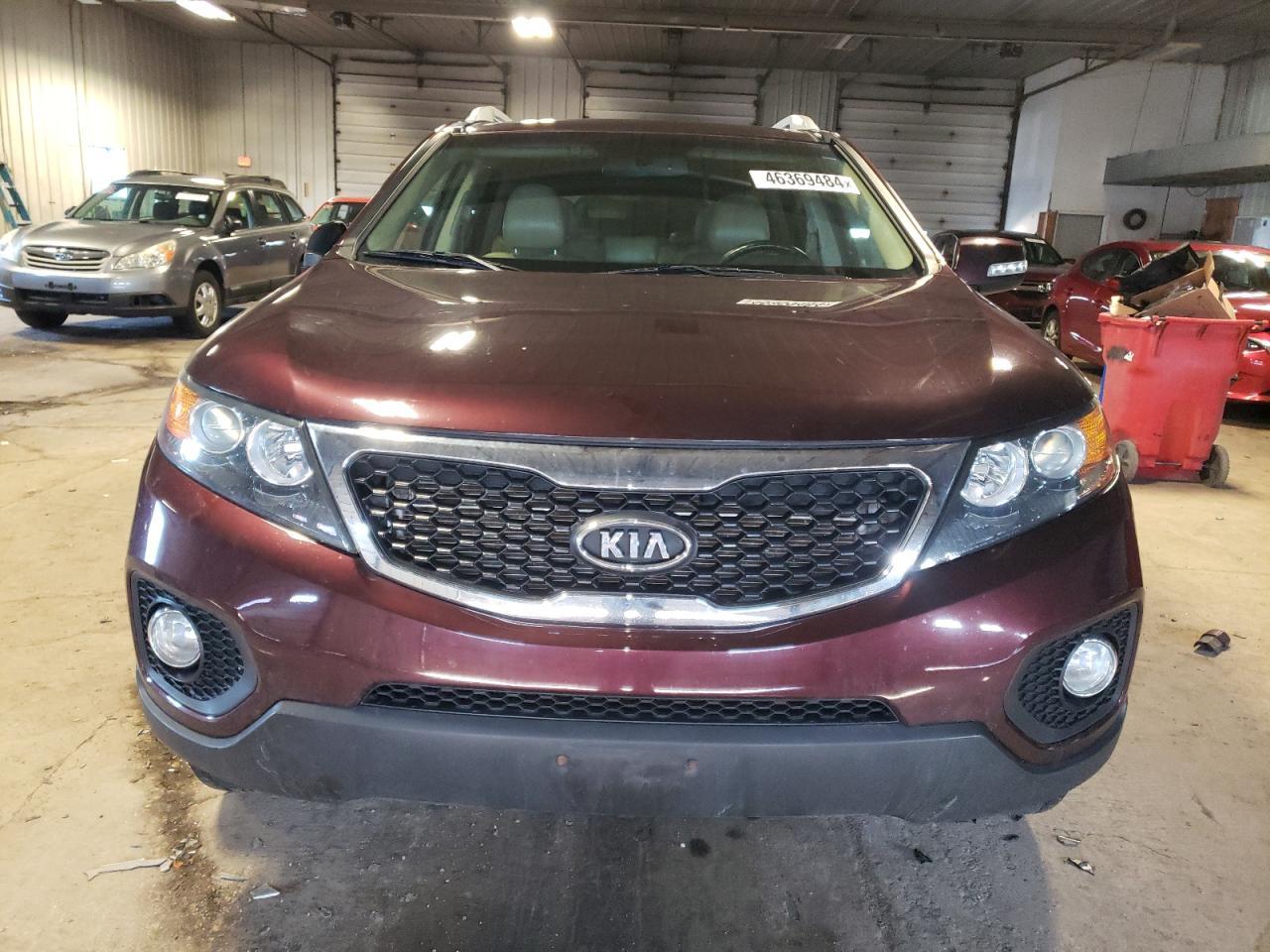 2012 KIA SORENTO EX - Image 5