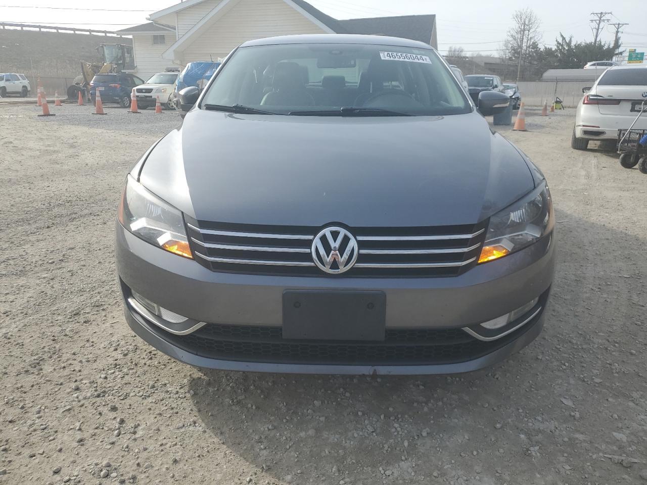 2015 VOLKSWAGEN PASSAT S - Фото 5