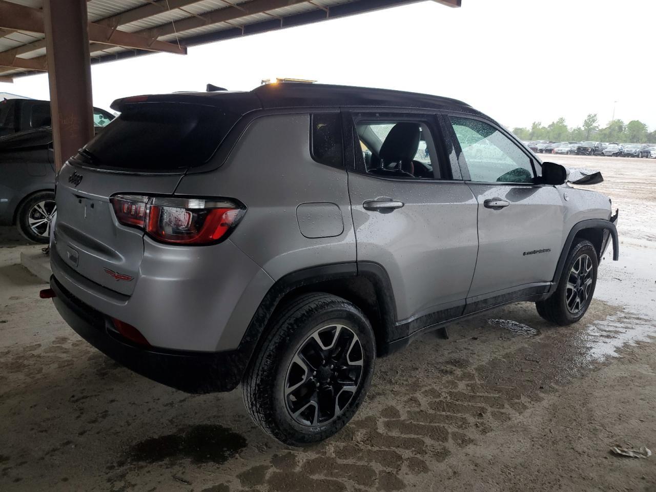 2019 JEEP COMPASS TR - Фото 3