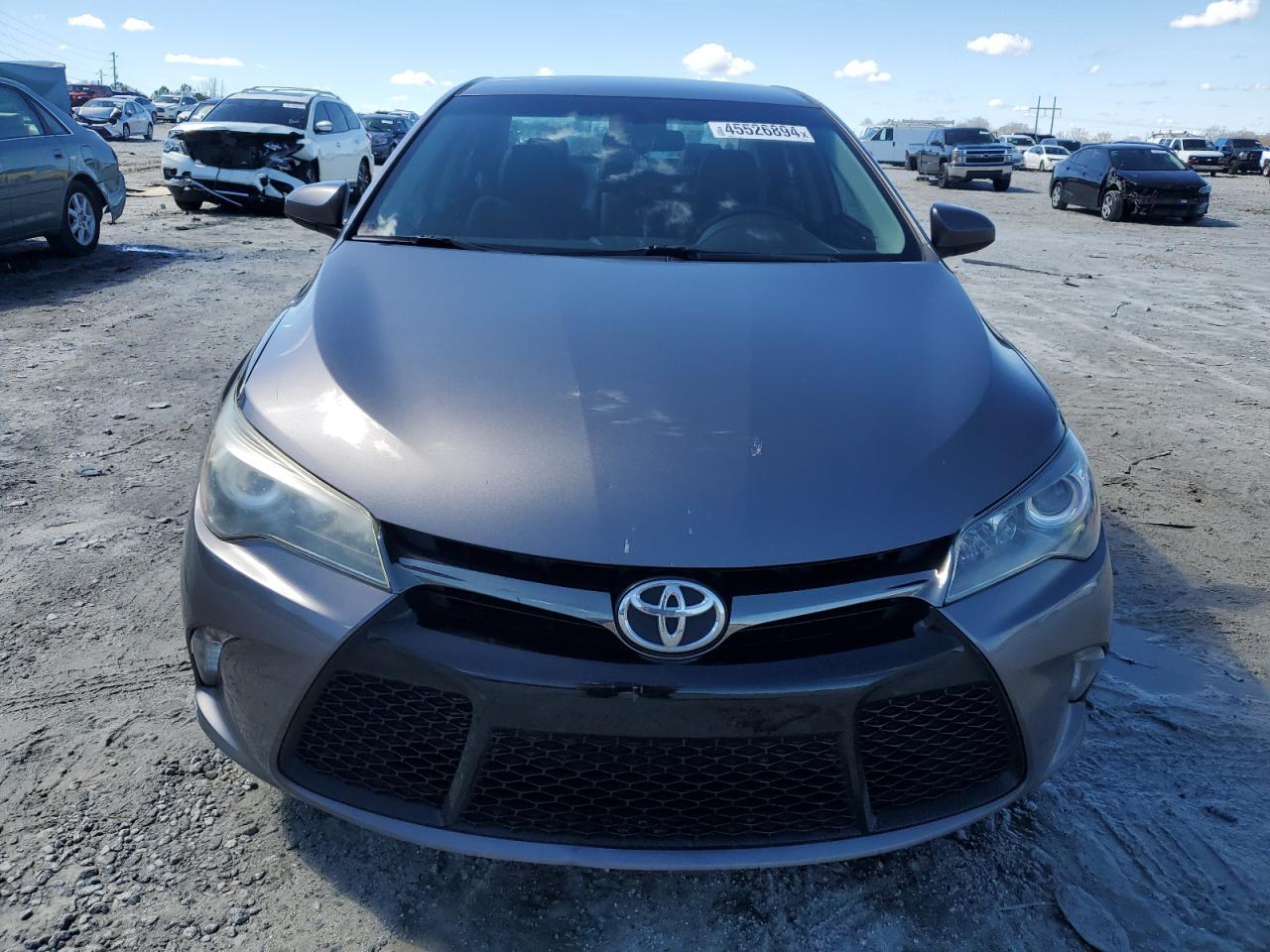 2017 TOYOTA CAMRY LE - Фото 5