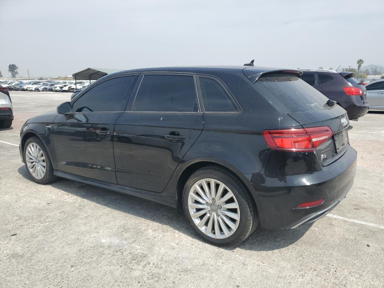 2017 AUDI A3 E-TRON - Image 2