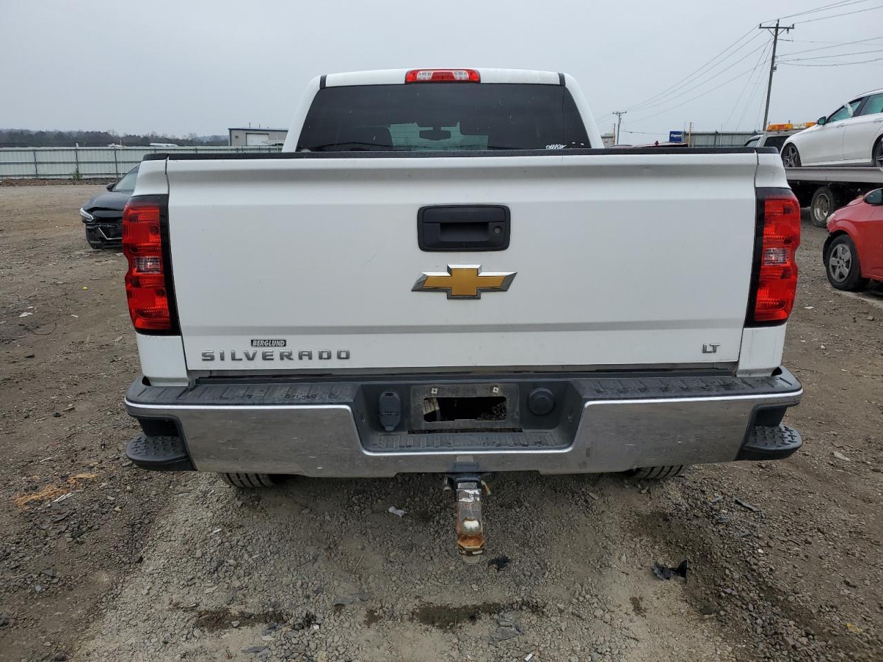 2017 CHEVROLET SILVERADO - Image 6