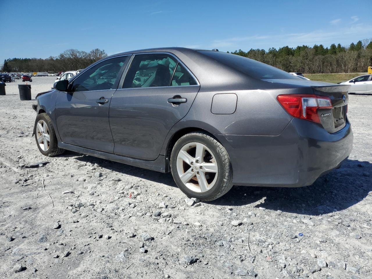 2014 TOYOTA CAMRY L - Image 2
