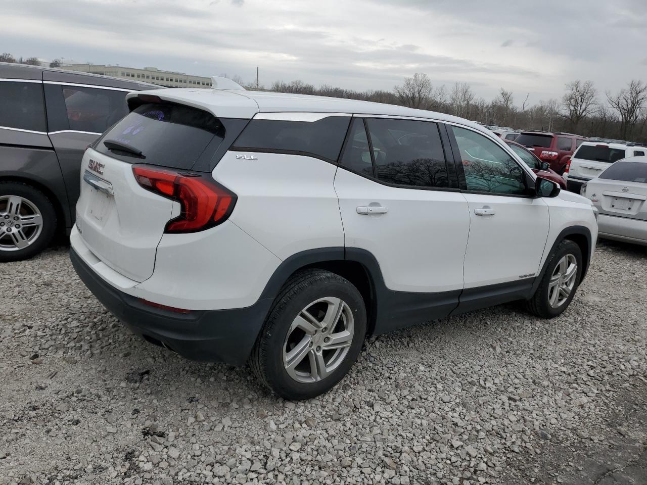 2018 GMC TERRAIN SL - Image 3