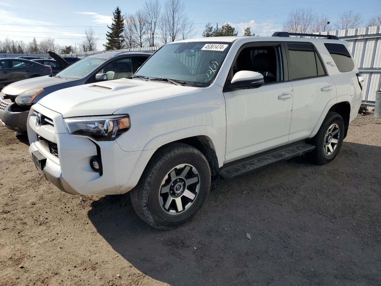 2022 TOYOTA 4RUNNER SR