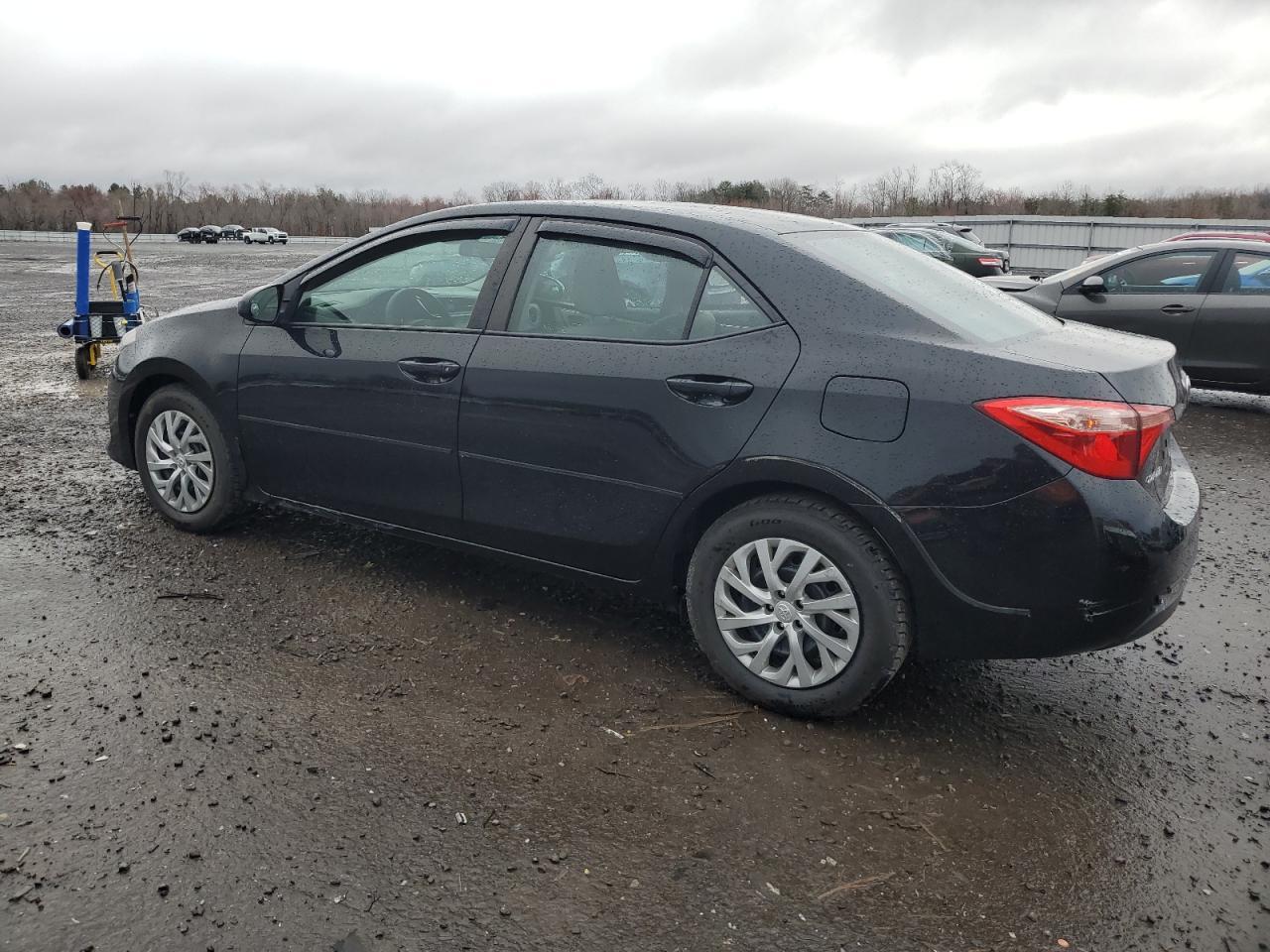 2018 TOYOTA COROLLA L - Image 2