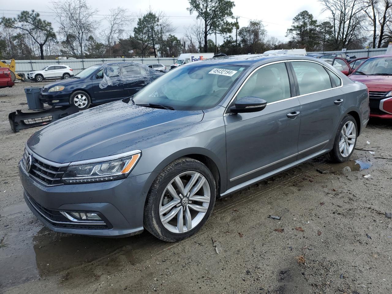 2016 VOLKSWAGEN PASSAT SEL car image