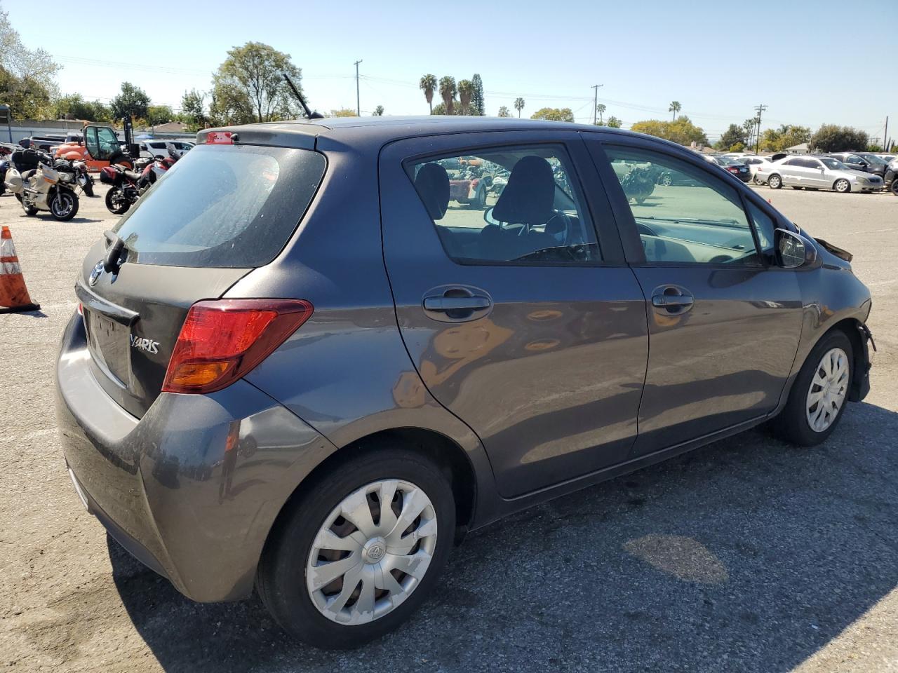 2016 TOYOTA YARIS L - Image 3