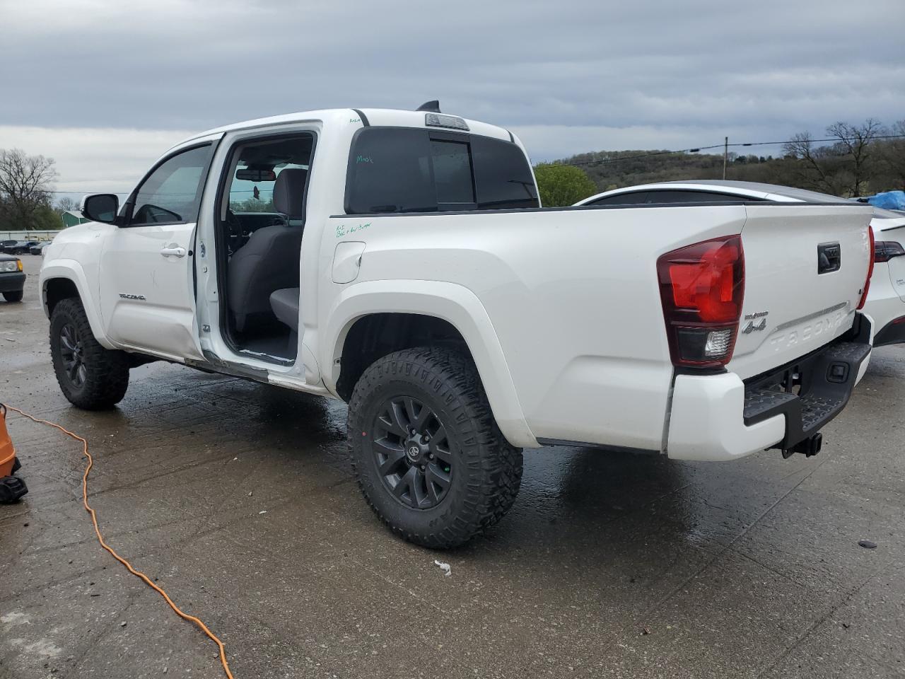 2023 TOYOTA TACOMA DOU - Фото 2