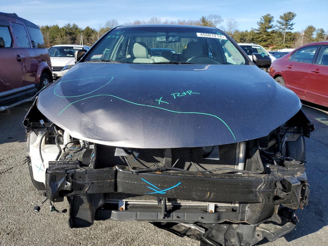 2017 TOYOTA CAMRY LE - Image 5