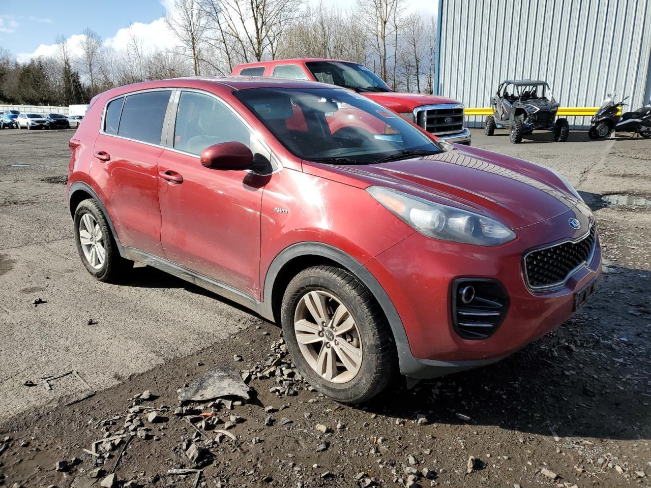 2017 KIA SPORTAGE L - Image 4