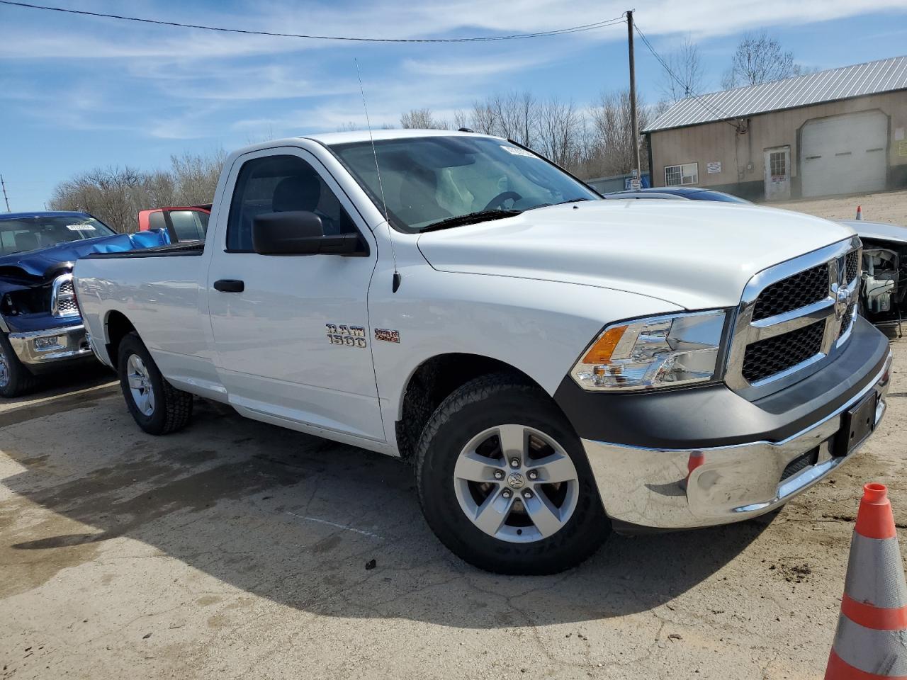 2018 RAM 1500 ST - Image 4