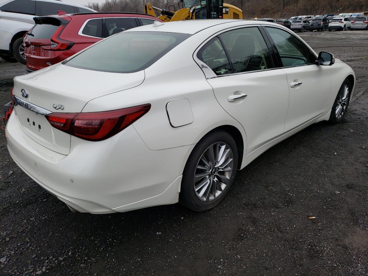 2022 INFINITI Q50 LUXE - Фото 3
