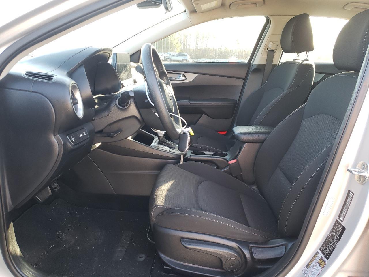 2021 KIA FORTE FE - Фото 7