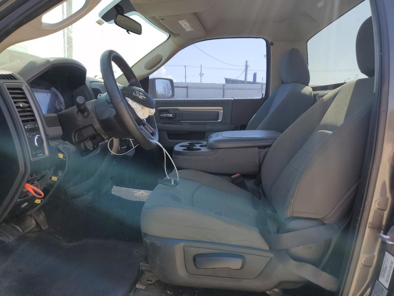 2014 RAM 1500 ST - Фото 7