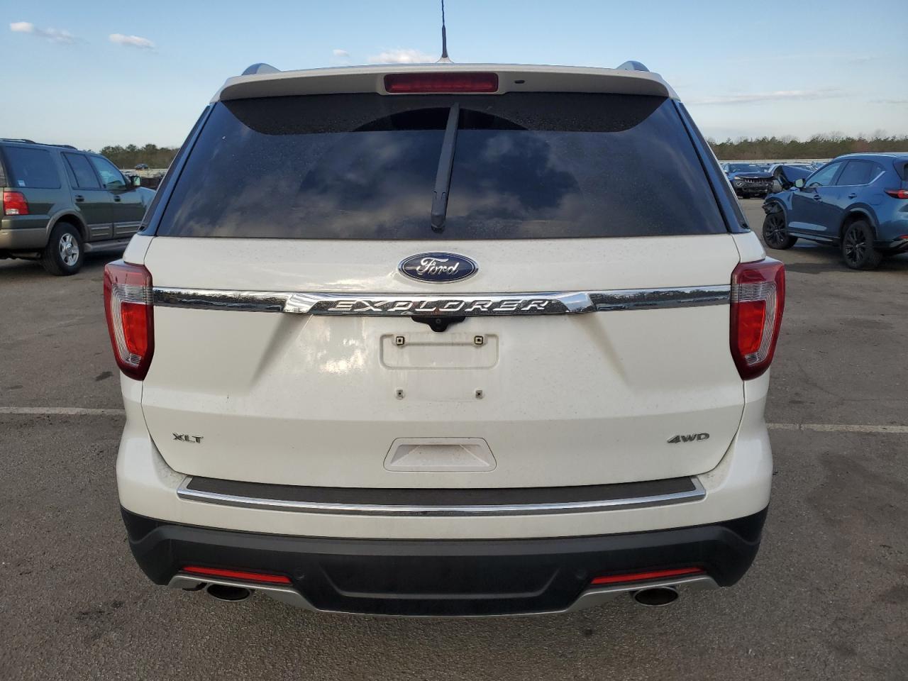 2018 FORD EXPLORER X - Image 6