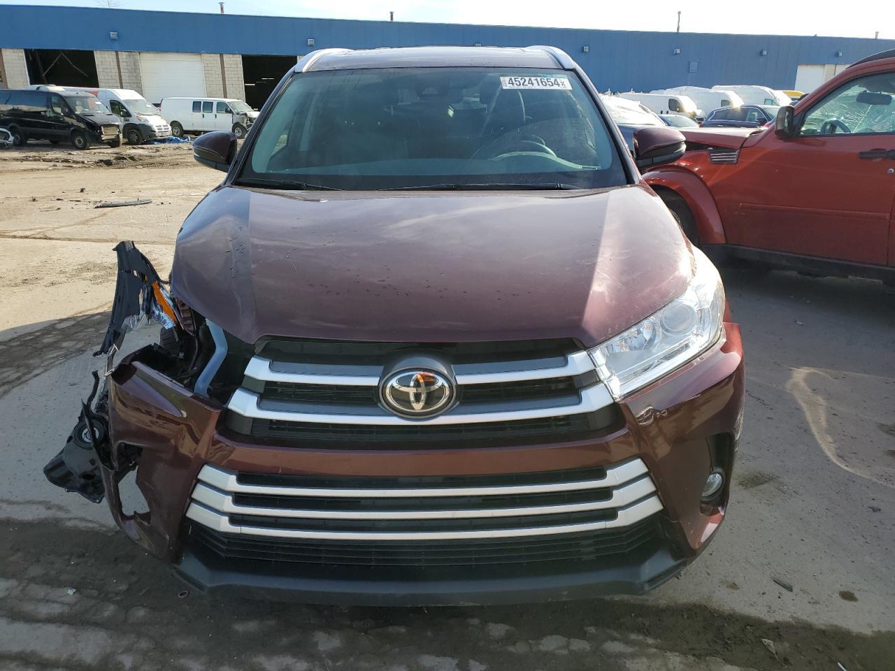 2019 TOYOTA HIGHLANDER - Image 5