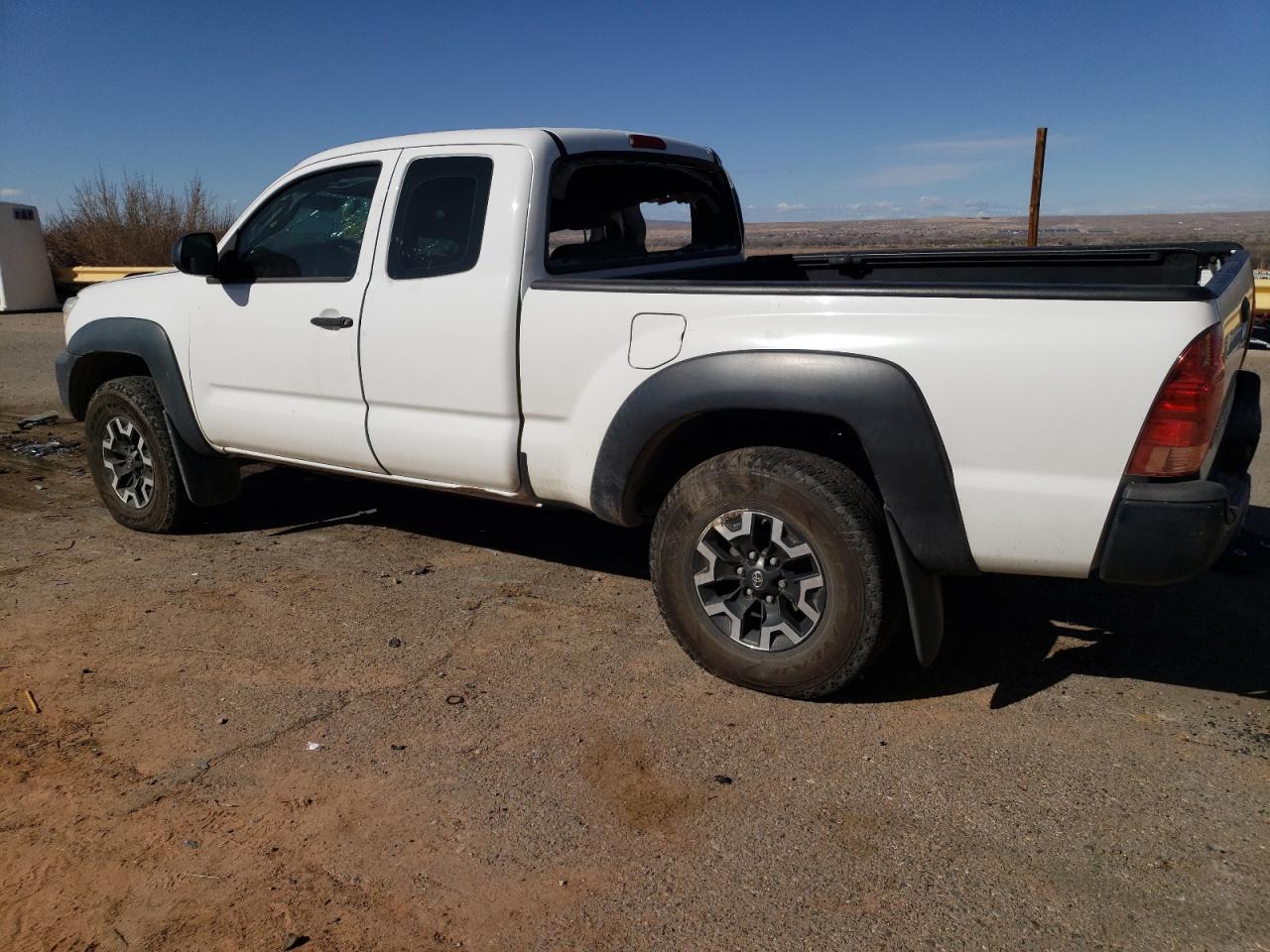 2015 TOYOTA TACOMA ACC - Фото 2