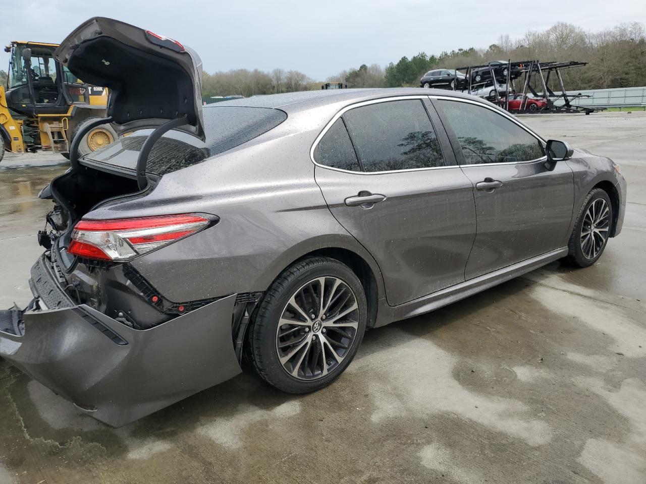 2018 TOYOTA CAMRY L - Фото 3