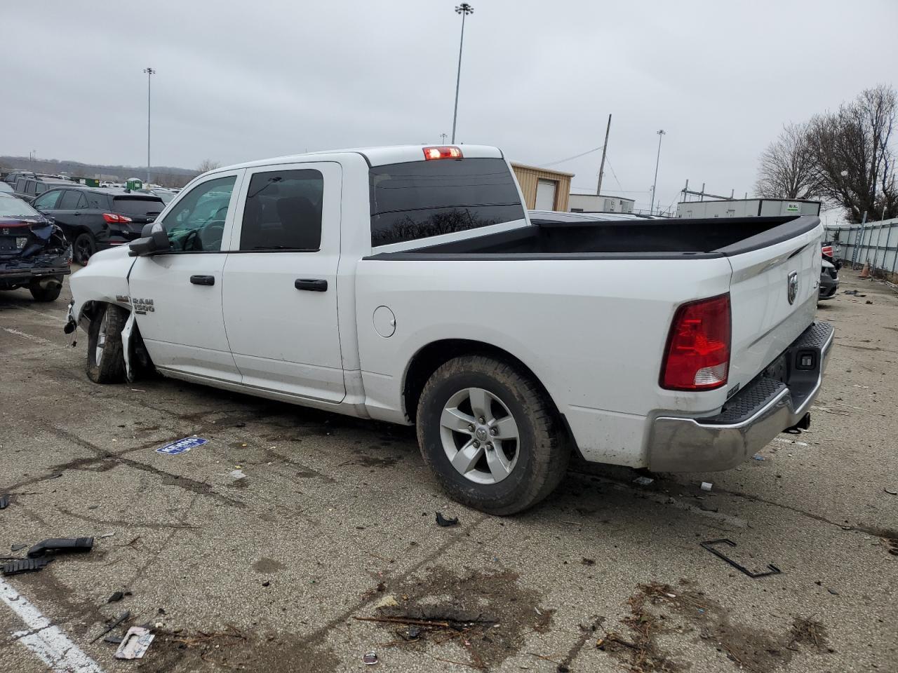 2019 RAM 1500 CLASS - Фото 2