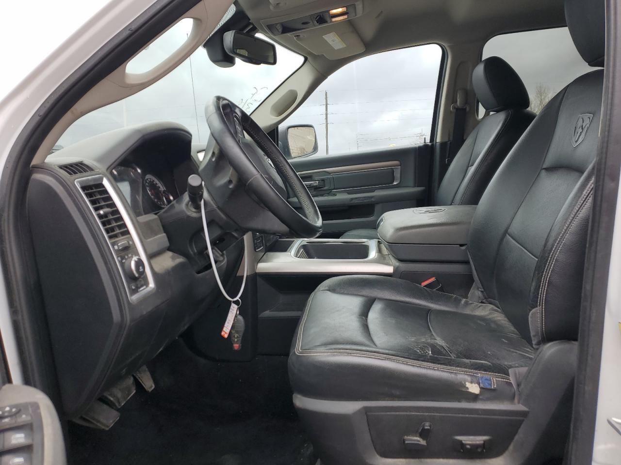 2017 RAM 1500 SLT - Image 7