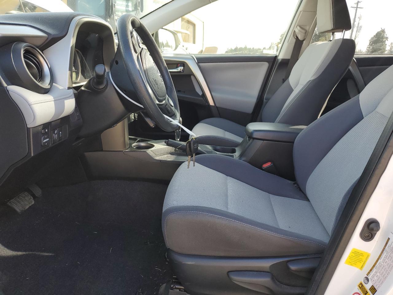 2015 TOYOTA RAV4 XLE - Фото 7