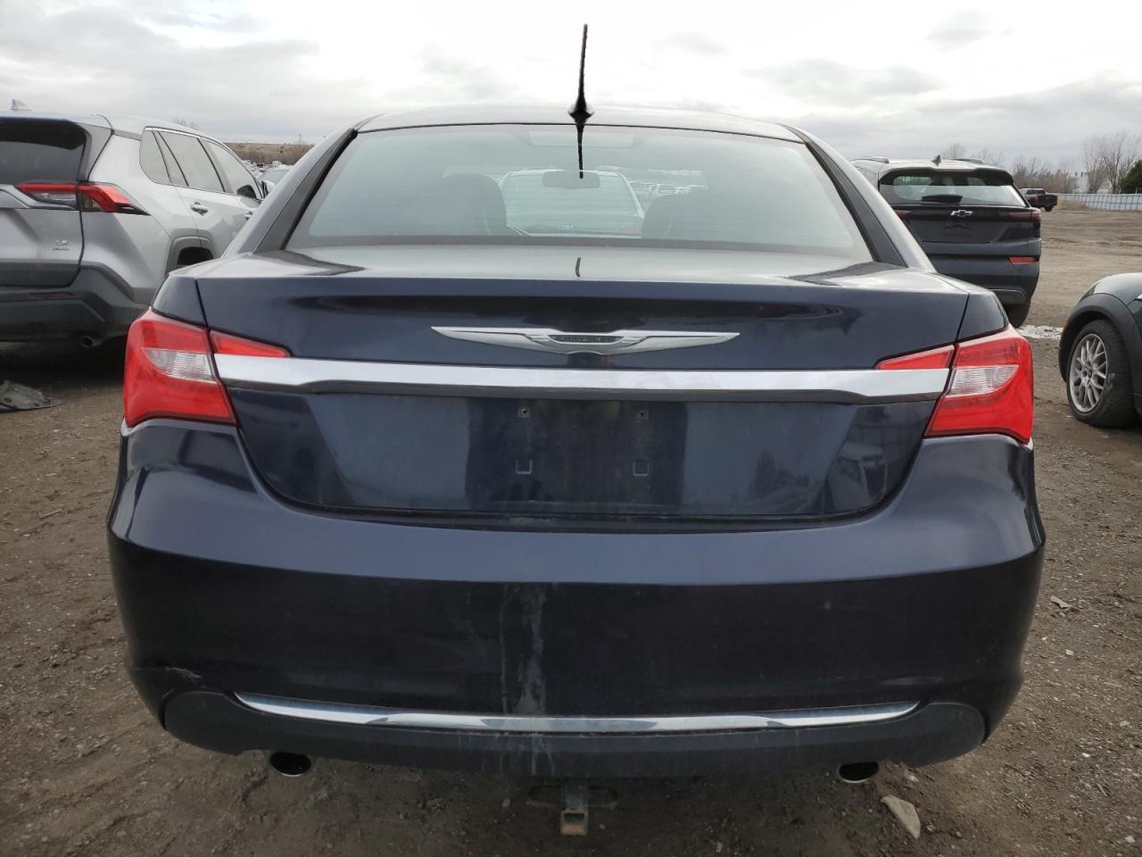2012 CHRYSLER 200 LIMITE - Image 6