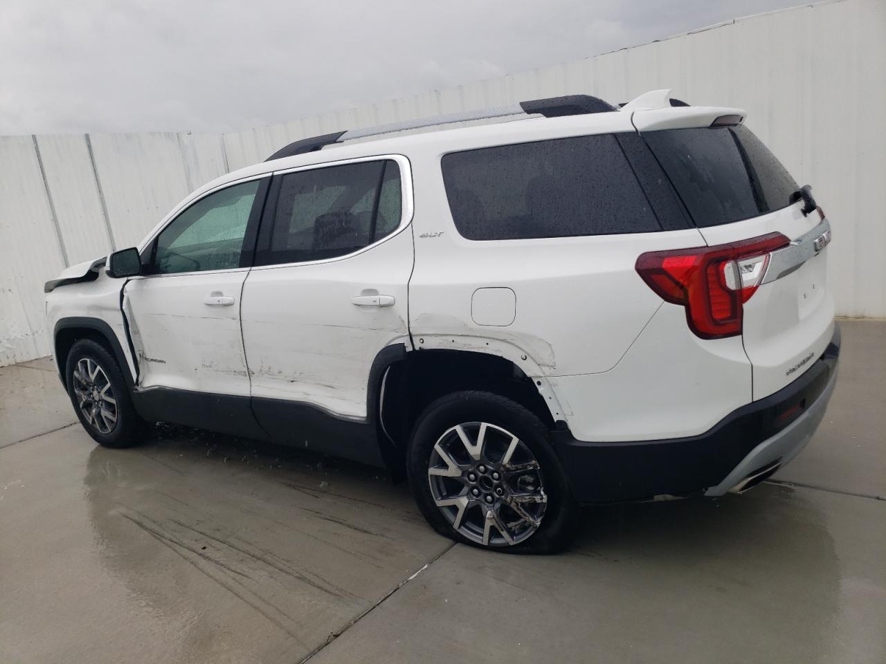 2023 GMC ACADIA SLT - Image 2