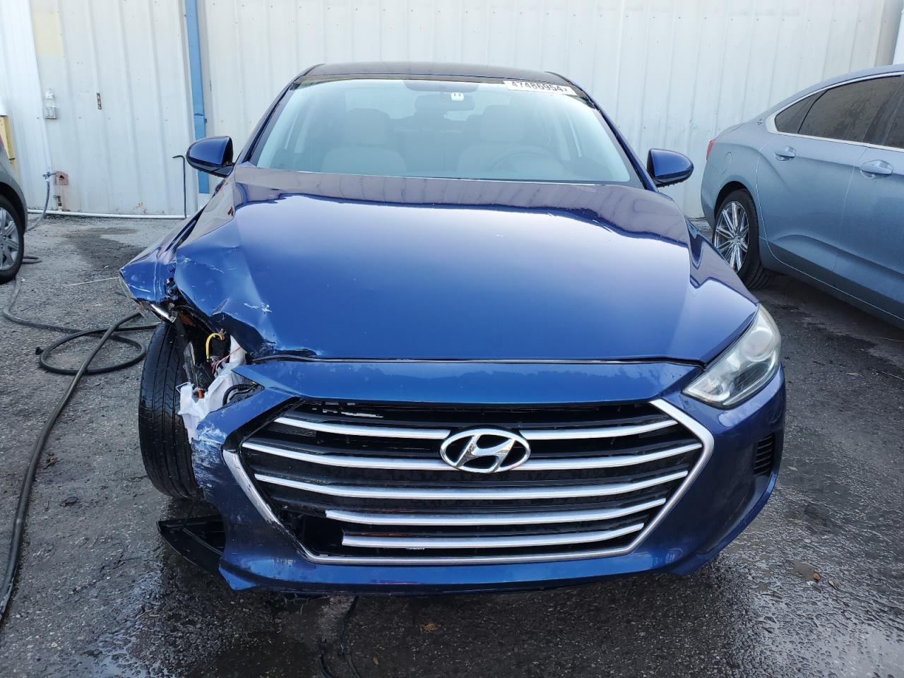 2018 HYUNDAI ELANTRA SE - Image 5