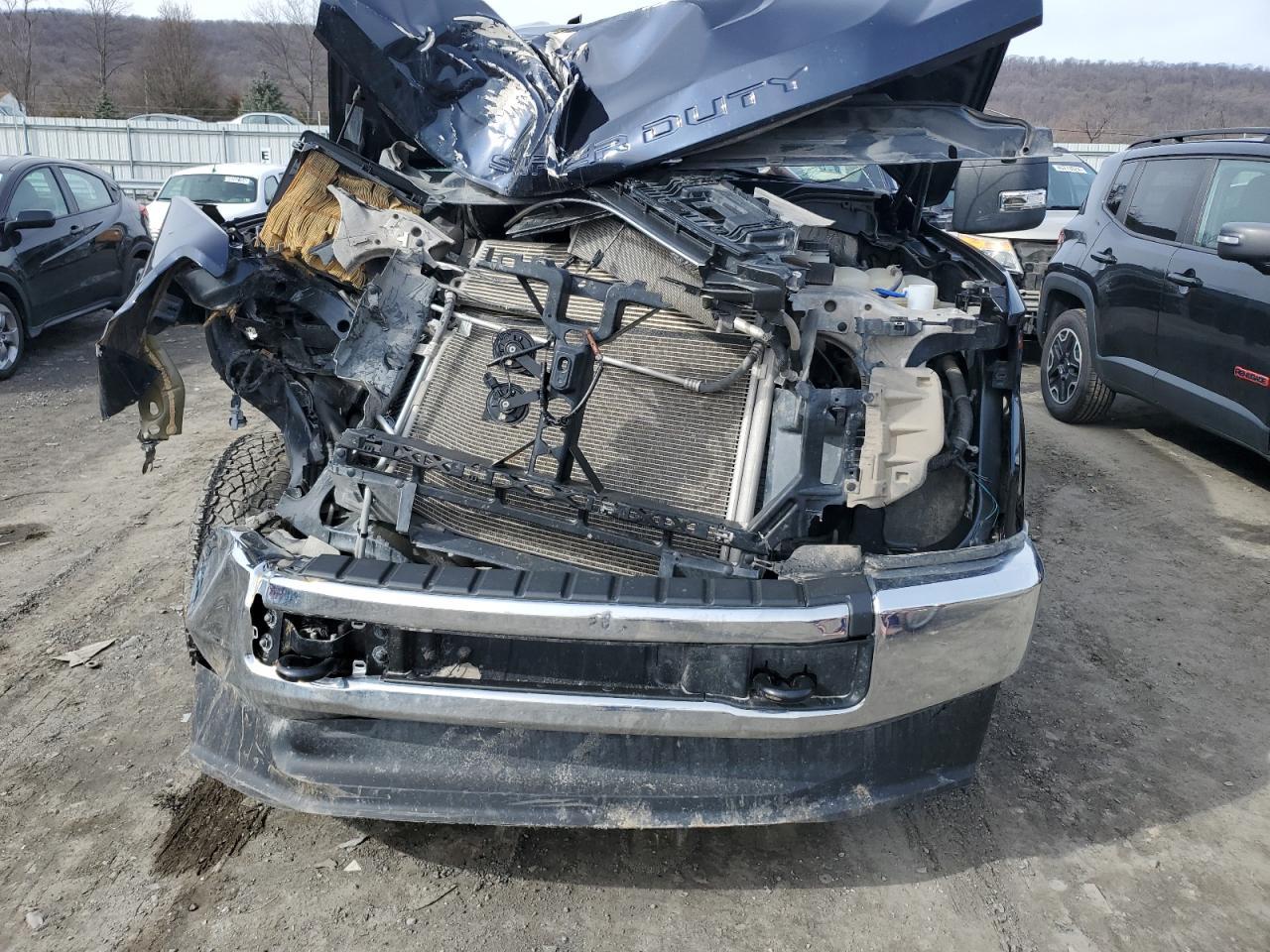 2022 FORD F250 SUPER - Image 5