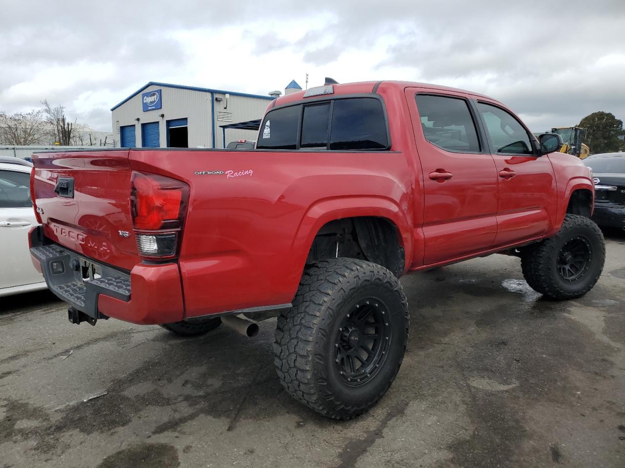 2018 TOYOTA TACOMA DOU - Image 3