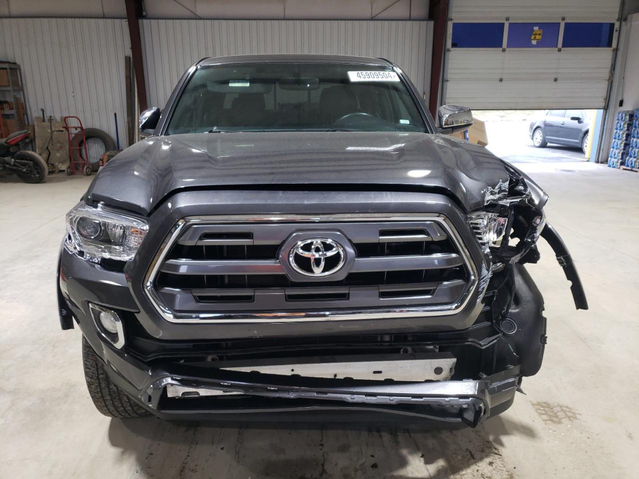 2017 TOYOTA TACOMA DOU - Фото 5