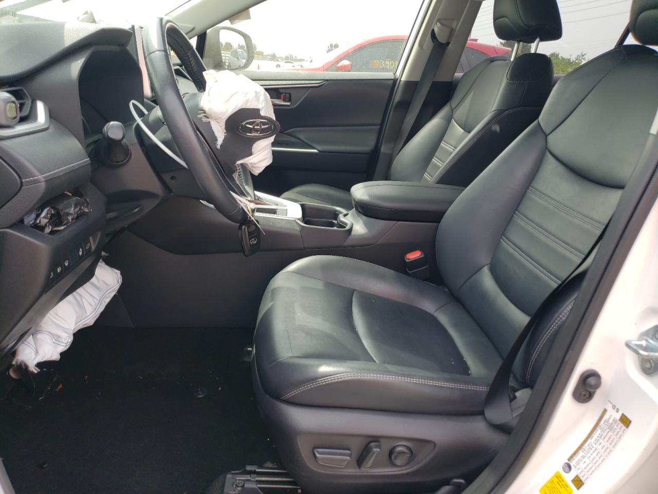 2019 TOYOTA RAV4 XLE P - Image 7
