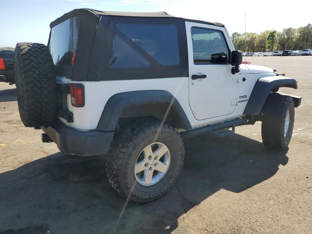 2013 JEEP WRANGLER S - Фото 3