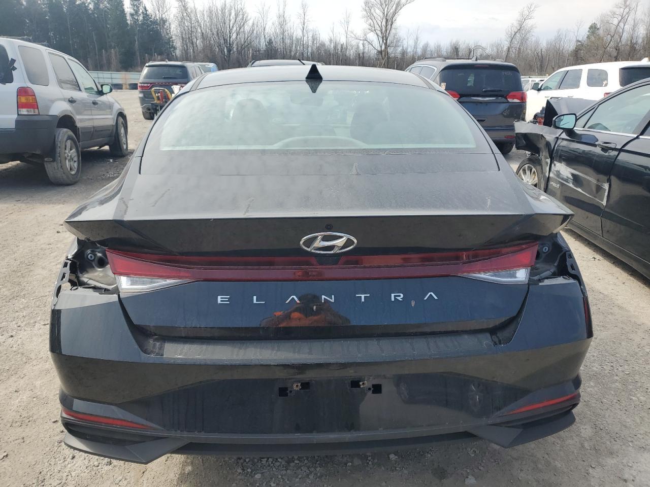 2023 HYUNDAI ELANTRA SE - Image 6