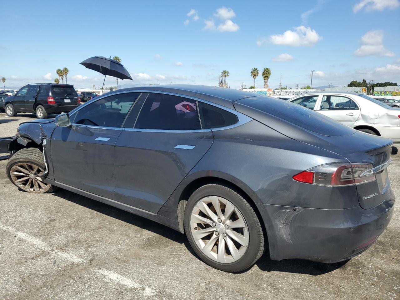 2017 TESLA MODEL S - Фото 2