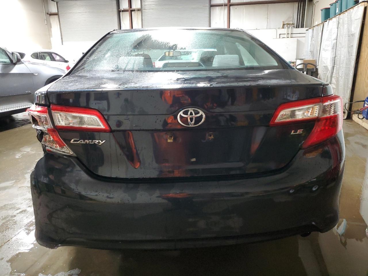 2014 TOYOTA CAMRY L - Фото 6