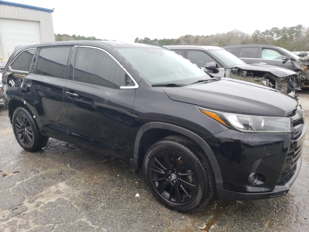 2019 TOYOTA HIGHLANDER - Image 4