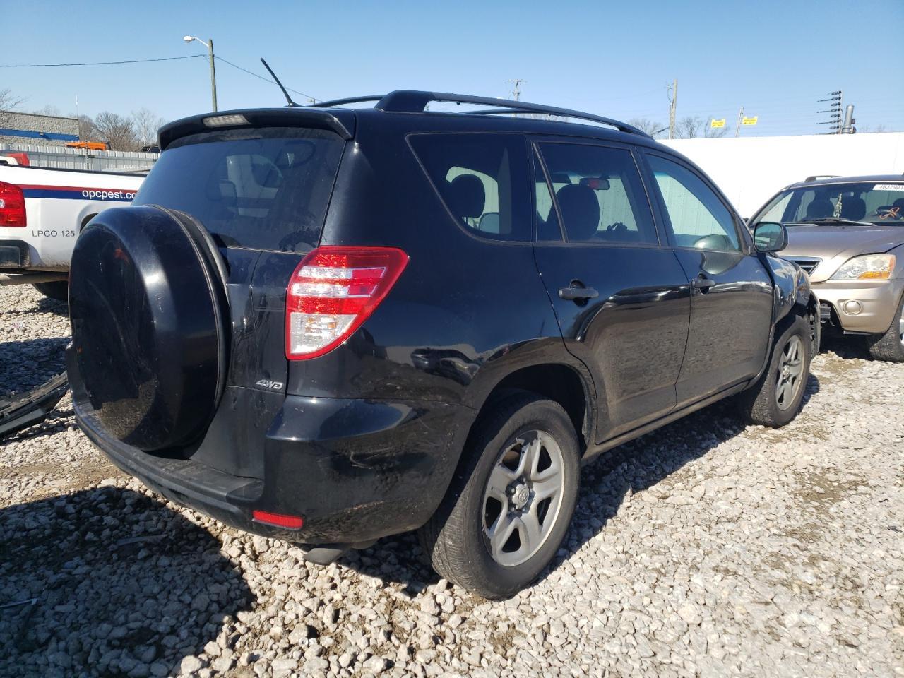 2011 TOYOTA RAV4 - Фото 3