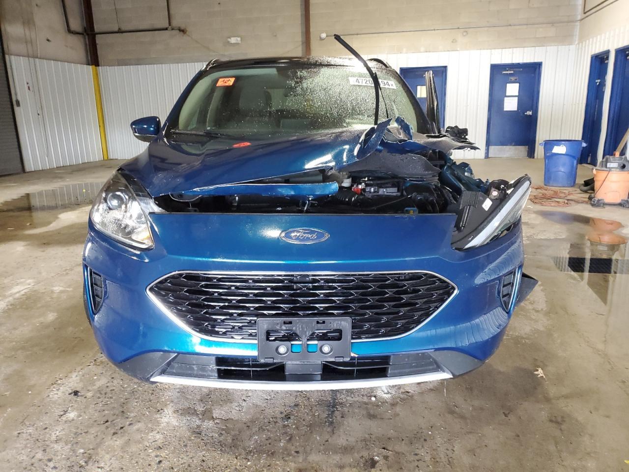 2020 FORD ESCAPE SE - Фото 5