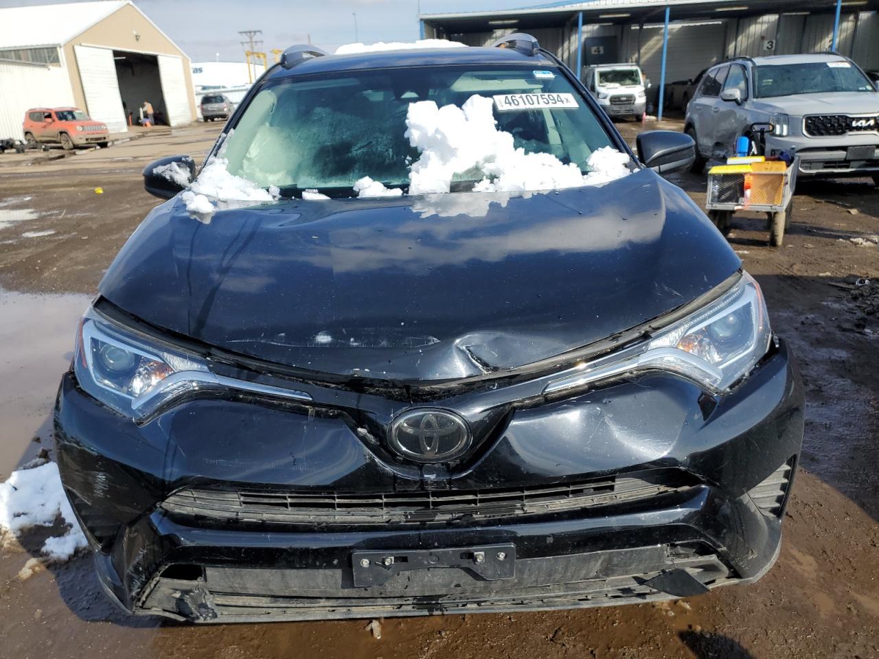 2017 TOYOTA RAV4 LE - Image 5