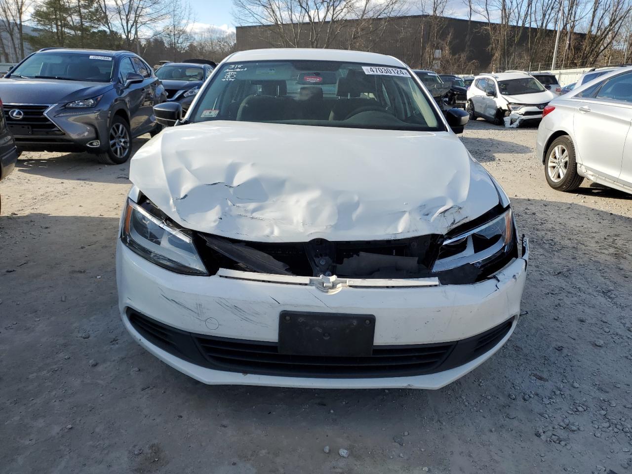 2013 VOLKSWAGEN JETTA BASE - Image 5